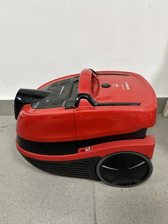 odkurzacz-pioracy-bosch-bwd421pet-orurowanie-tylko-odbior-osobisty-stan-uzywany