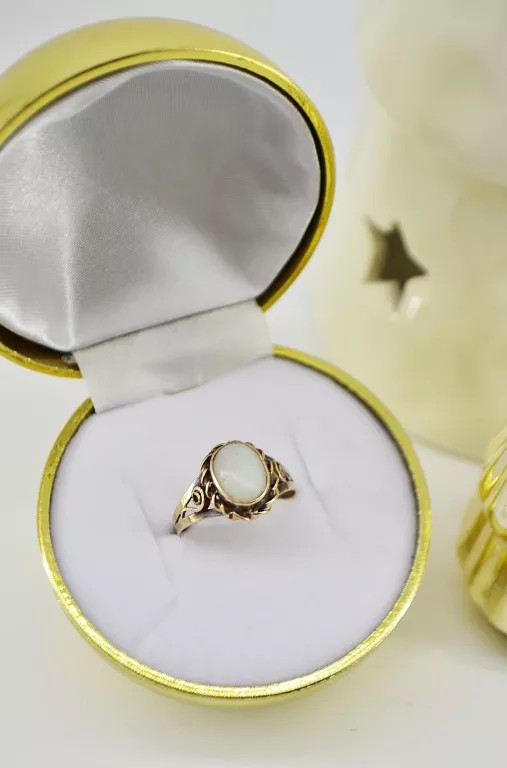 ZŁOTY PIERŚCIONEK 2,15G 585P