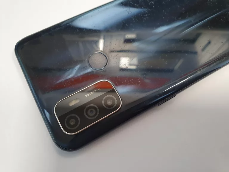telefon-oppo-a53-typ-smartfon