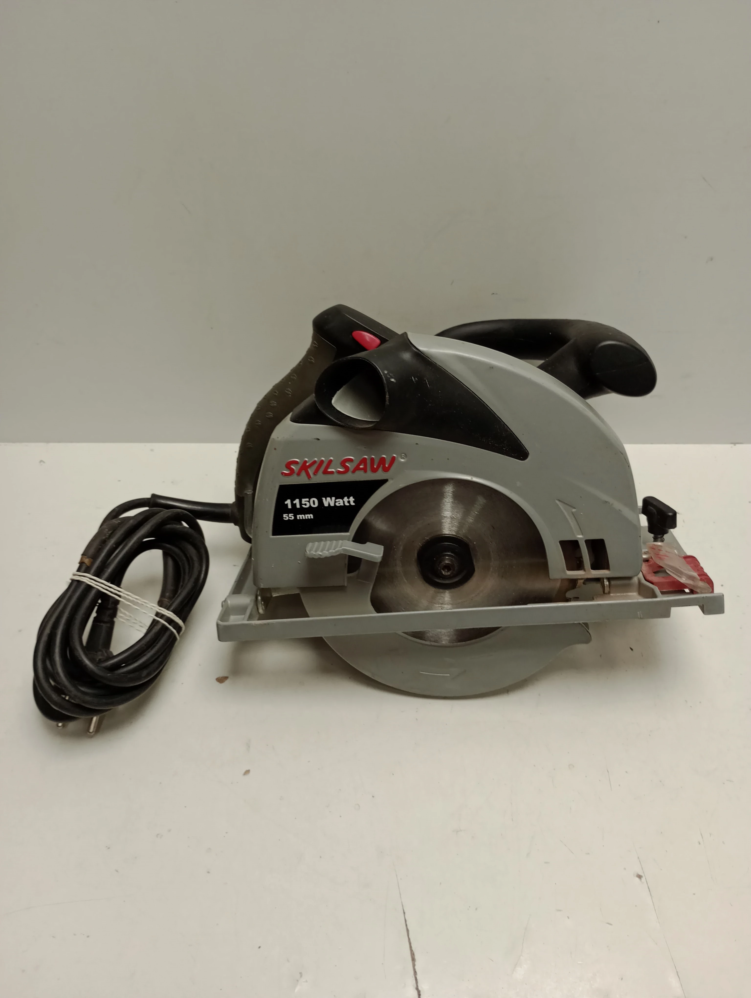 pilarka-tarczowa-skil-skilsaw-5855-1150w-osiedle-teatralne-3u15-krakow