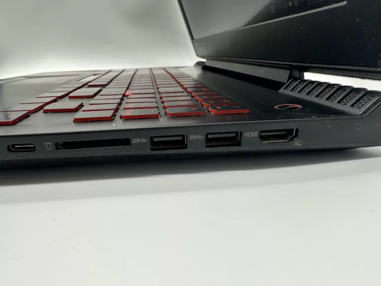 LAPTOP LENOVO Y-520-15IKBN 16GB/256GB+1T/I7-7700HQ/W10 OKAZJA SPRAWDŹ!