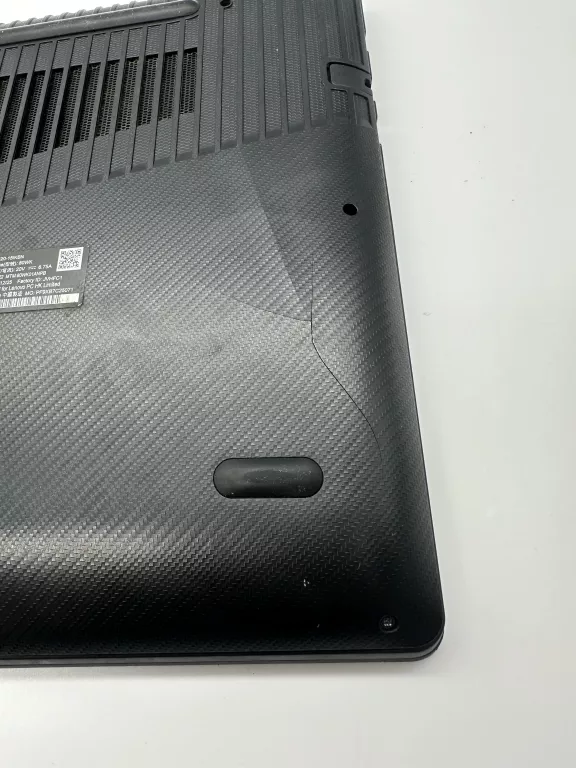 LAPTOP LENOVO Y-520-15IKBN 16GB/256GB+1T/I7-7700HQ/W10 OKAZJA SPRAWDŹ!
