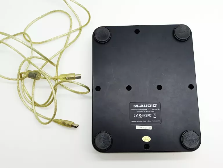 M-AUDIO X-SESSION PRO DJ MIDI MIXER
