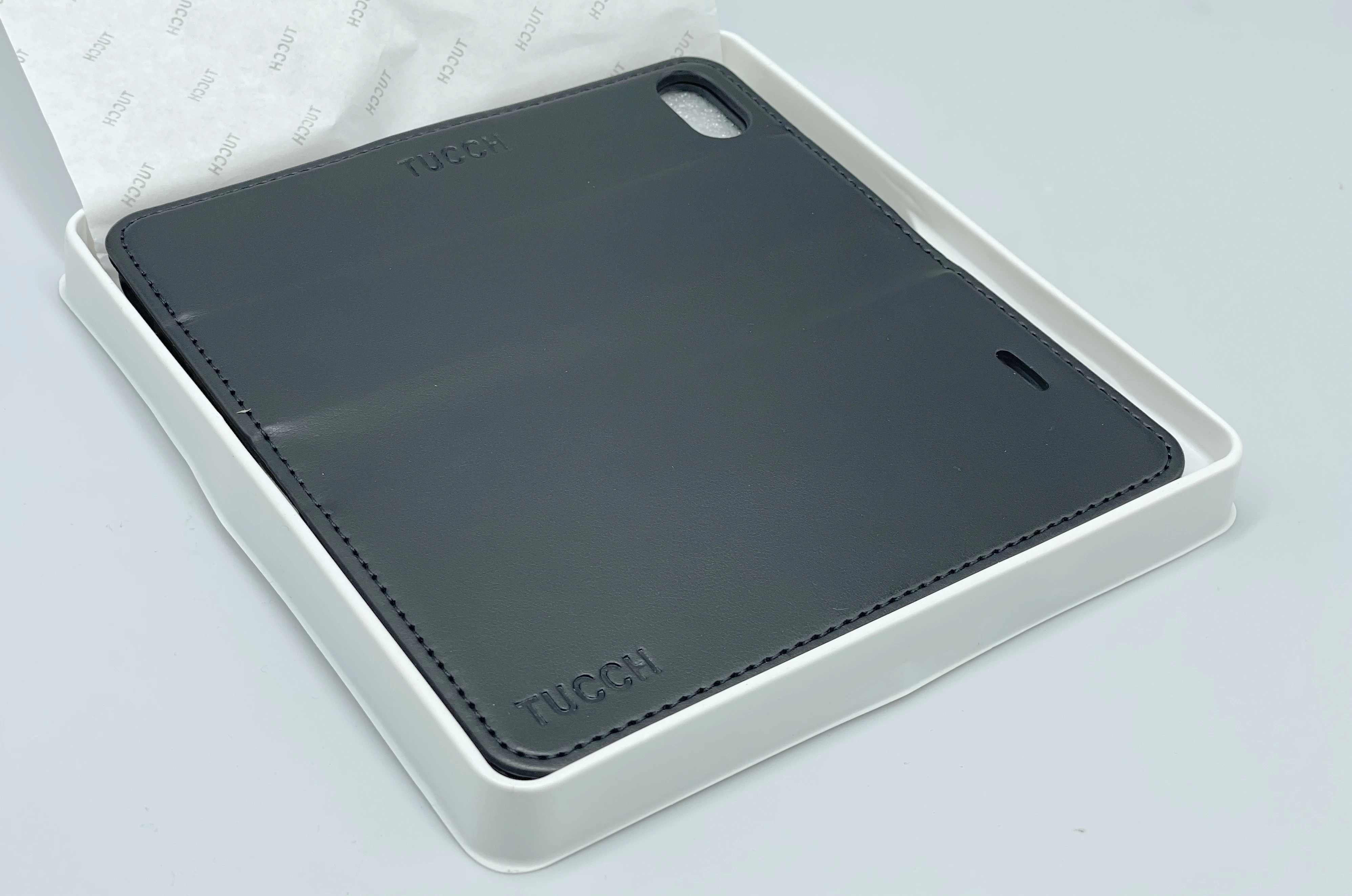 etui-tucch-skorzane-iphone-7-8-se2-se3-jak-nowe-wolnosci-132-bielawa