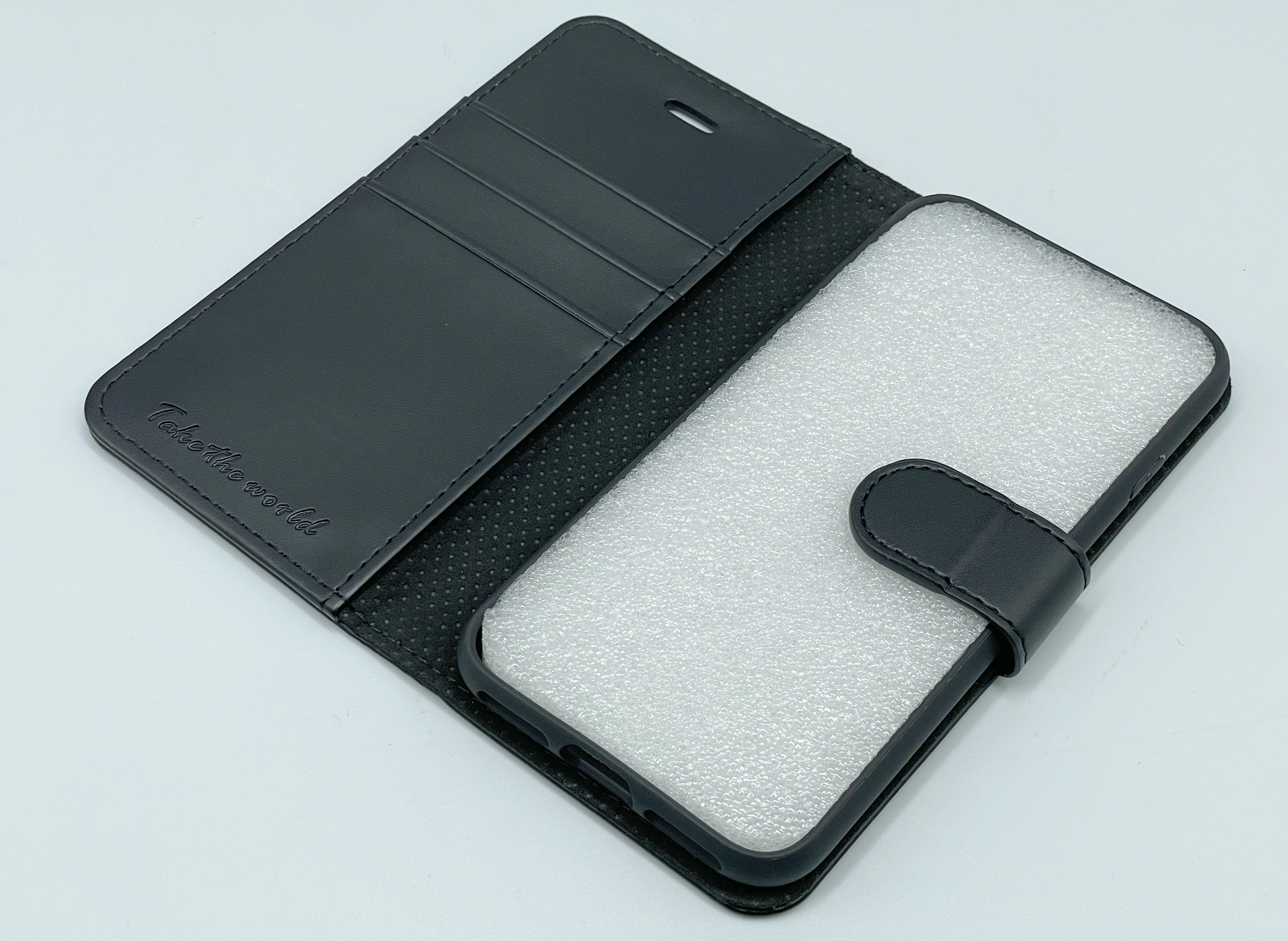 etui-tucch-skorzane-iphone-7-8-se2-se3-jak-nowe-stan-uzywany