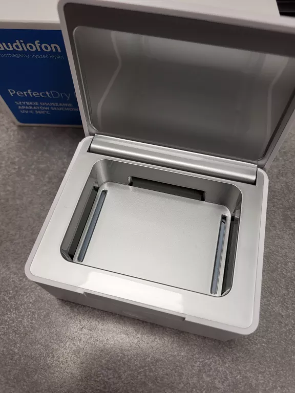 aparat-sluchowy-sonova-blu-moxi-b1-312-sand-czyscik-audiofon-typ-aparat-sluchowy