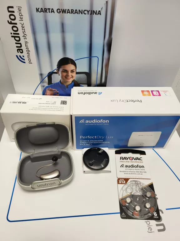 aparat-sluchowy-sonova-blu-moxi-b1-312-sand-czyscik-audiofon-jozefczaka-4-bytom