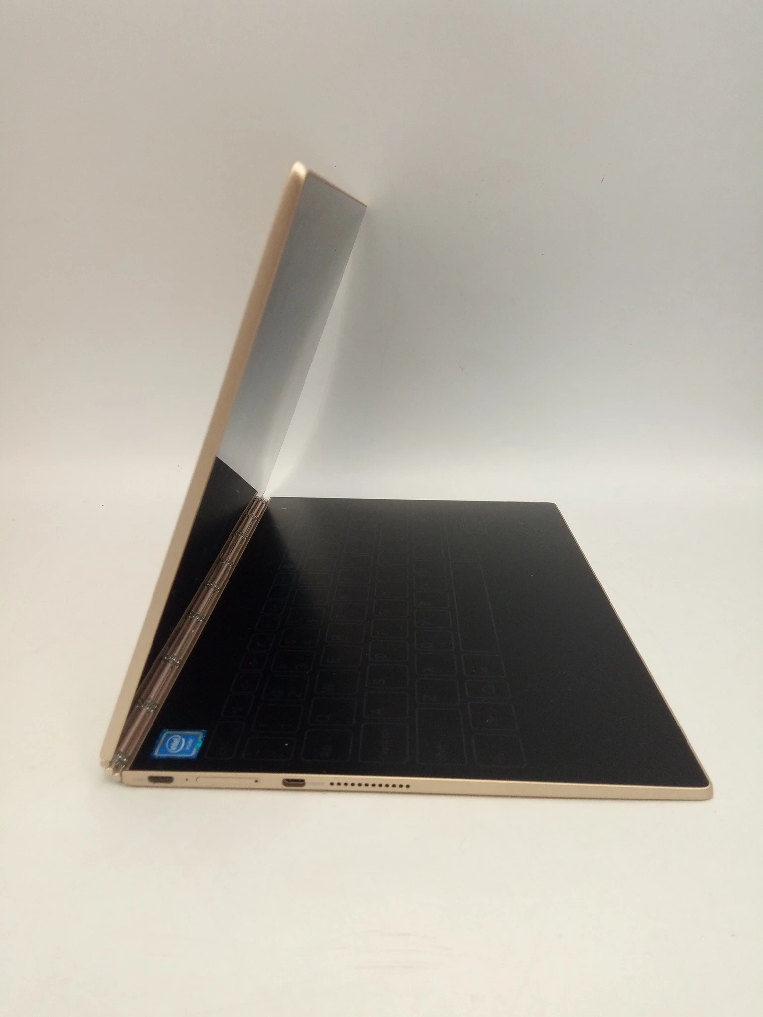 tablet-lenovo-yoga-book-yb1-x91l-za160009pl-czarna-ean-gtin-197528604602