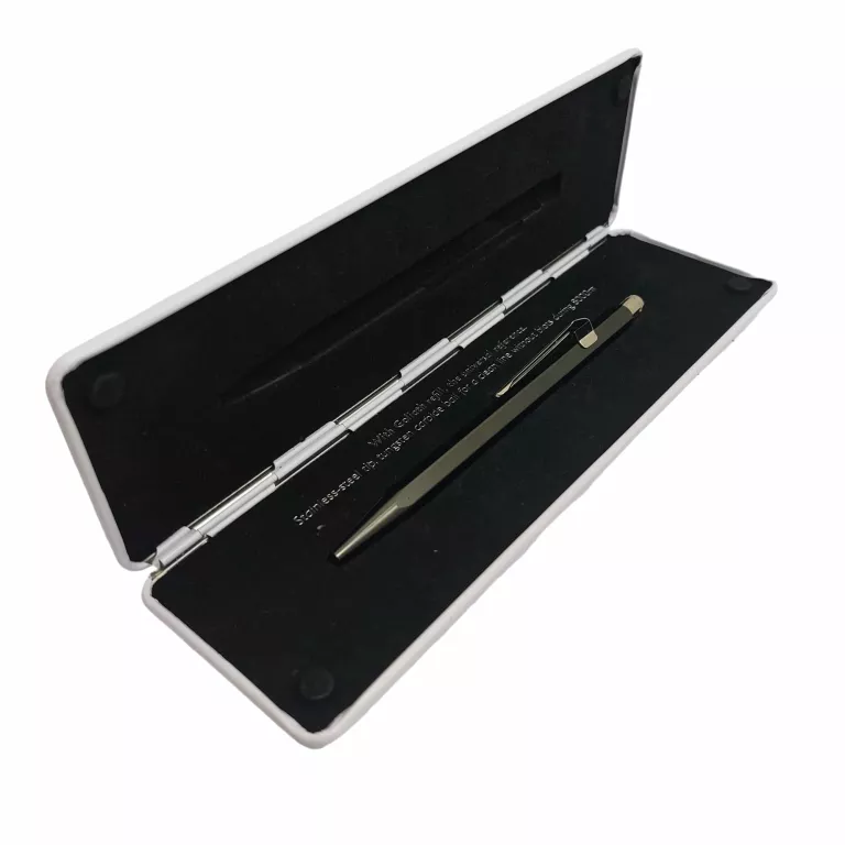 PIÓRO KULKOWE CARAN D'ACHE 849