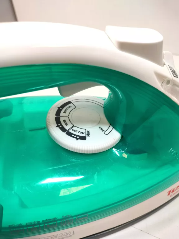 ŻELAZKO TEFAL EASYGLISS FV3910/KPL