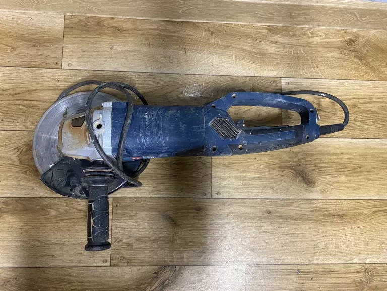 szlifierka-katowa-celma-prag-230-opis-stan-uszkodzony