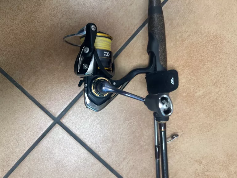 DRAGON CXT SUPERFAST SF-X SPINN 1.90M 1-12G KJS-27-51-190+DAIWA 23 LEGALIS
