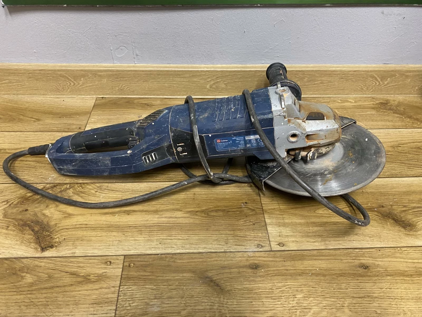 szlifierka-katowa-celma-prag-230-opis-ean-gtin-5900067221477