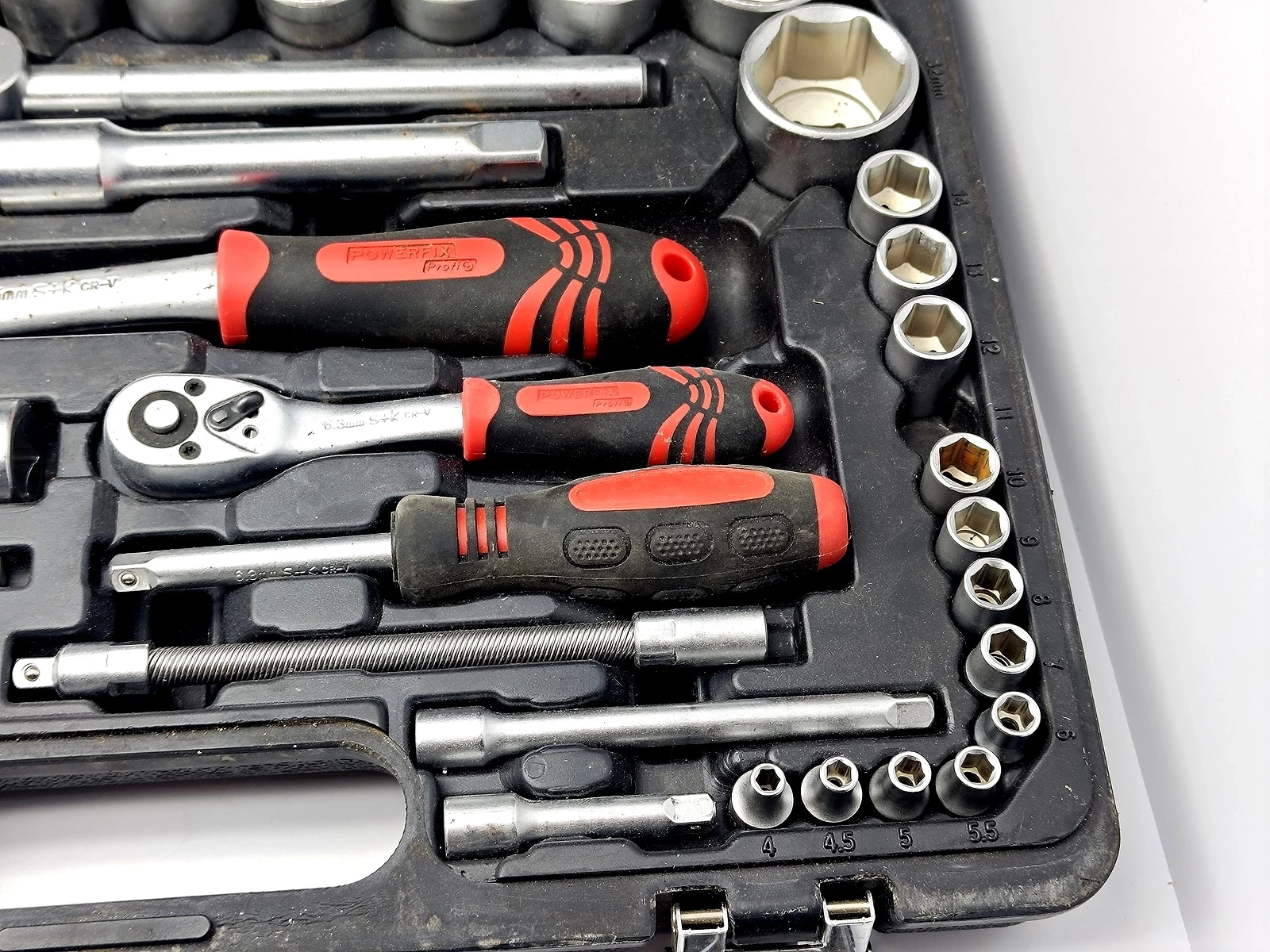 komplet-kluczy-nasadowych-powerfix-275388-94-el-ean-gtin-4032526748216