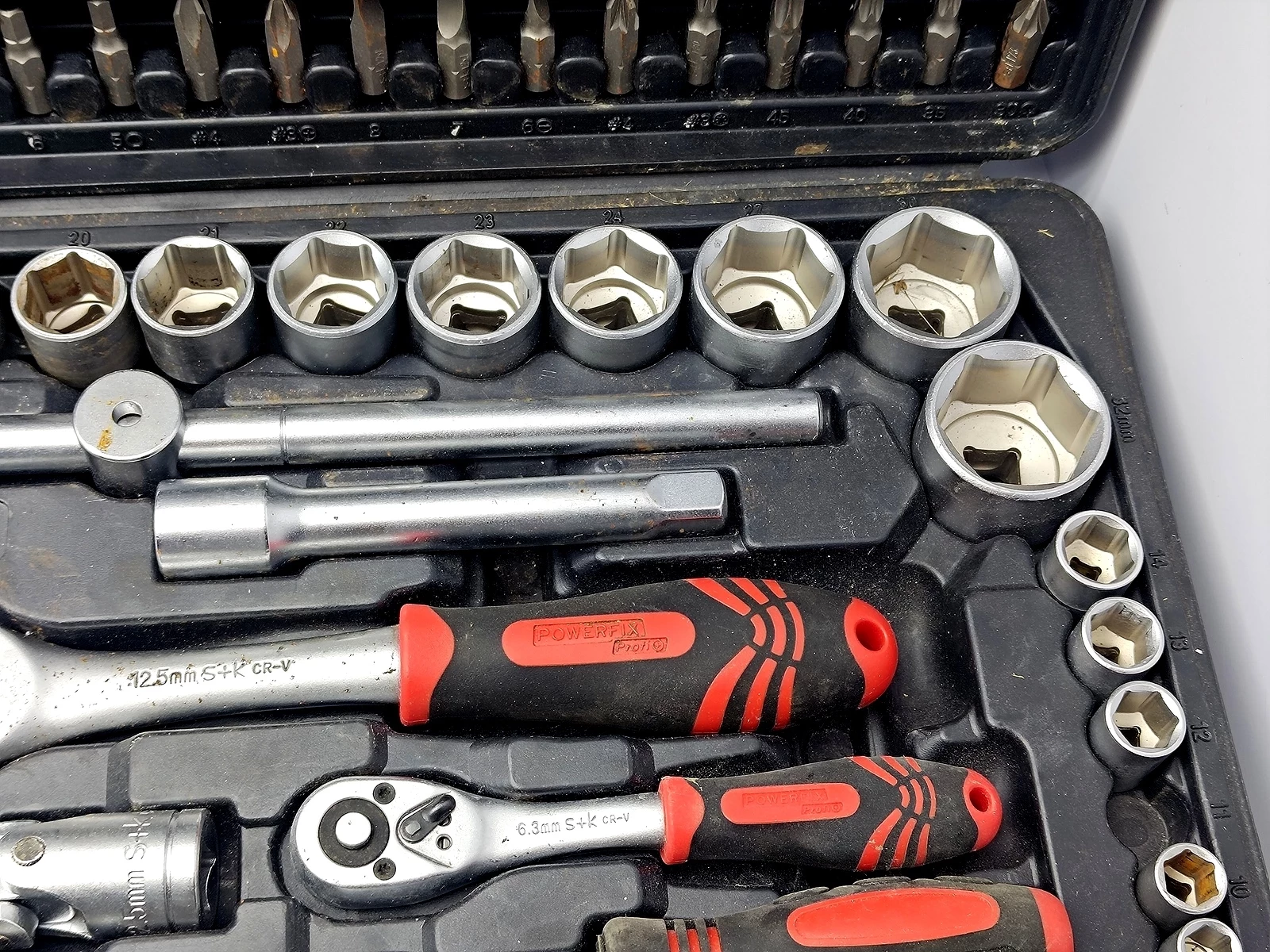 komplet-kluczy-nasadowych-powerfix-275388-94-el-liczba-elementow-w-zestawie-94