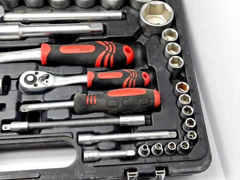 komplet-kluczy-nasadowych-powerfix-275388-94-el-ean-gtin-4032526748216