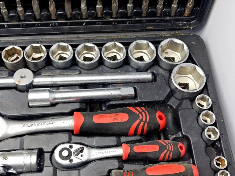 komplet-kluczy-nasadowych-powerfix-275388-94-el-liczba-elementow-w-zestawie-94