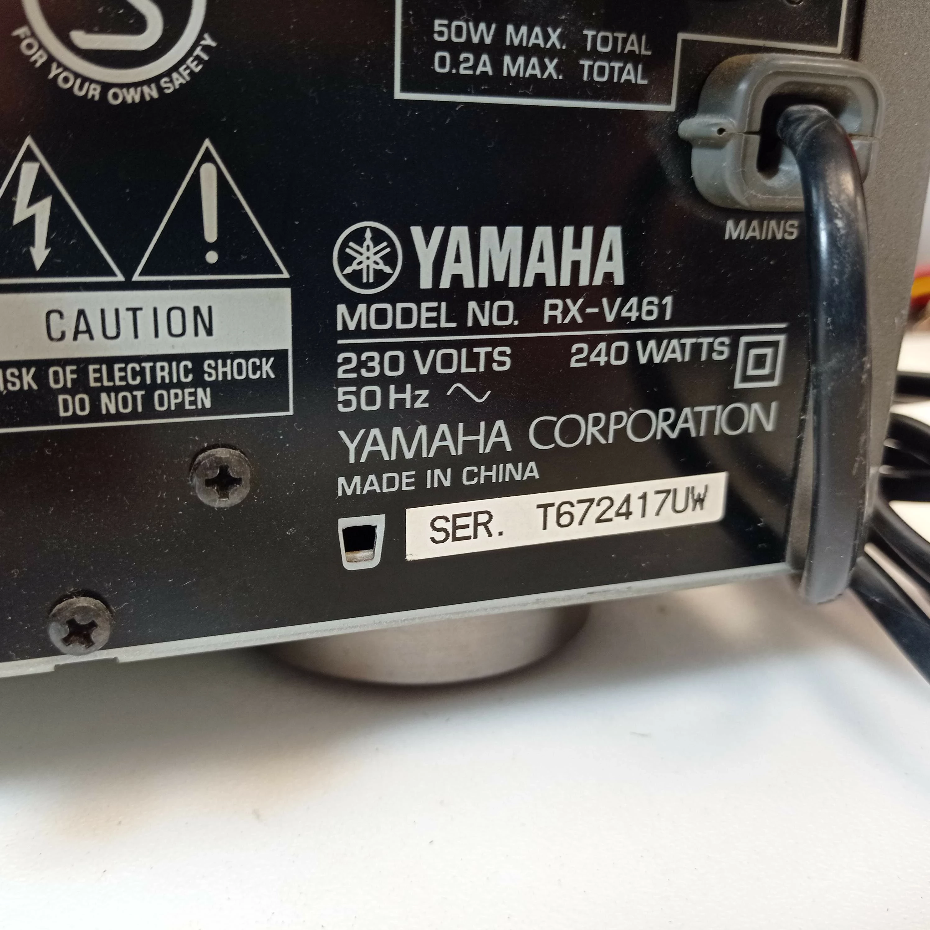 amplituner-yamaha-rx-v461-hdmi-usb-marka-yamaha