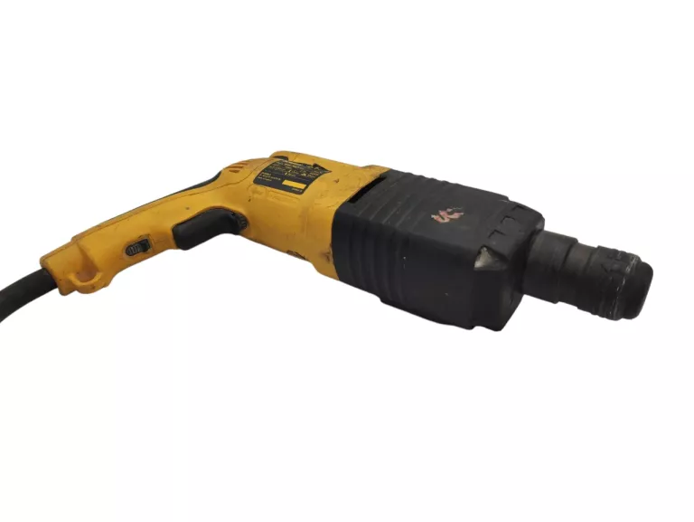MŁOTOWIERTARKA UDAROWA DEWALT DW563-QS 230V 600W