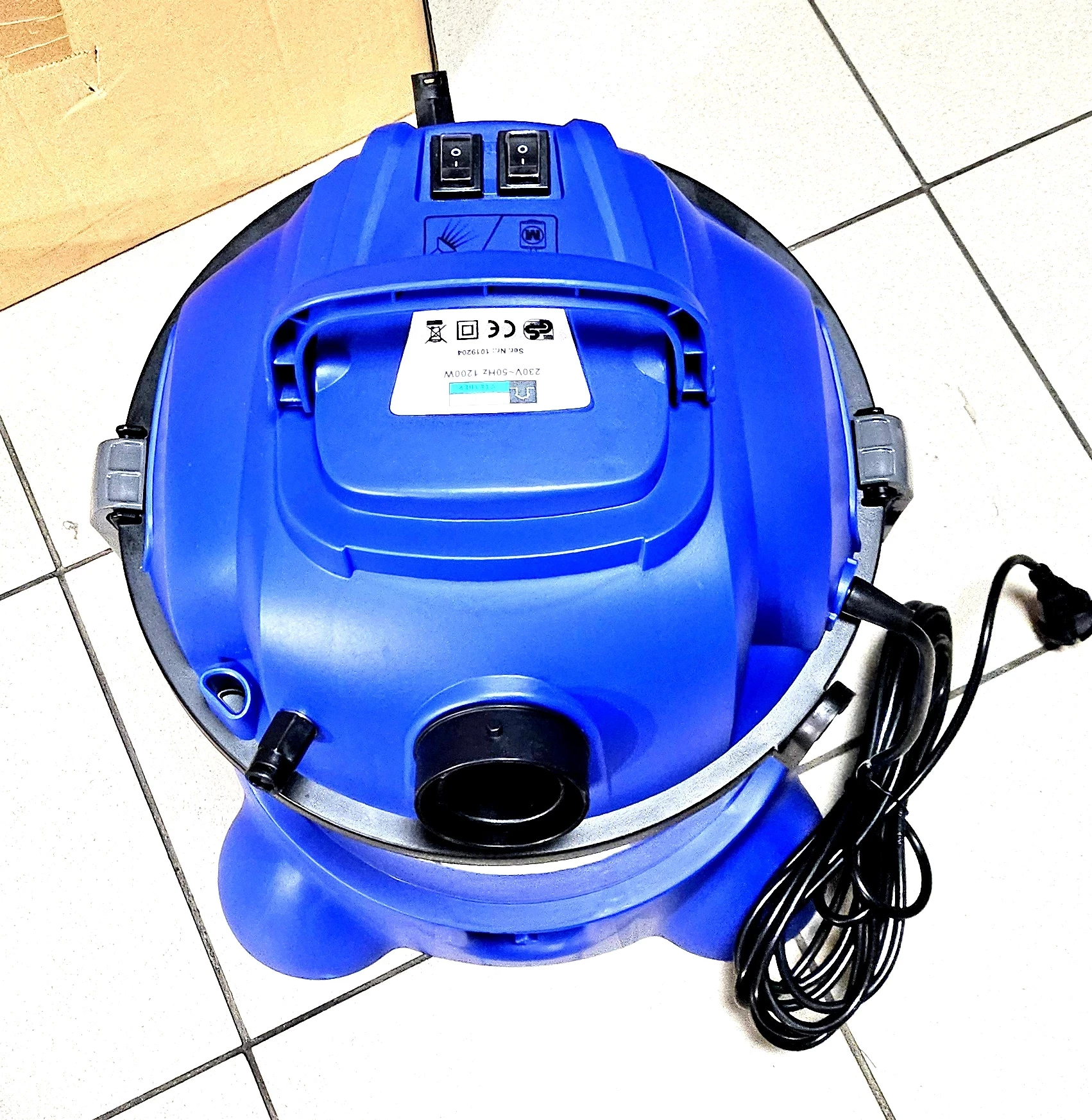 ODKURZACZ PIORĄCY TIBURON CLEANER 2019 1200W ZESTAW Odkurzacze wodne