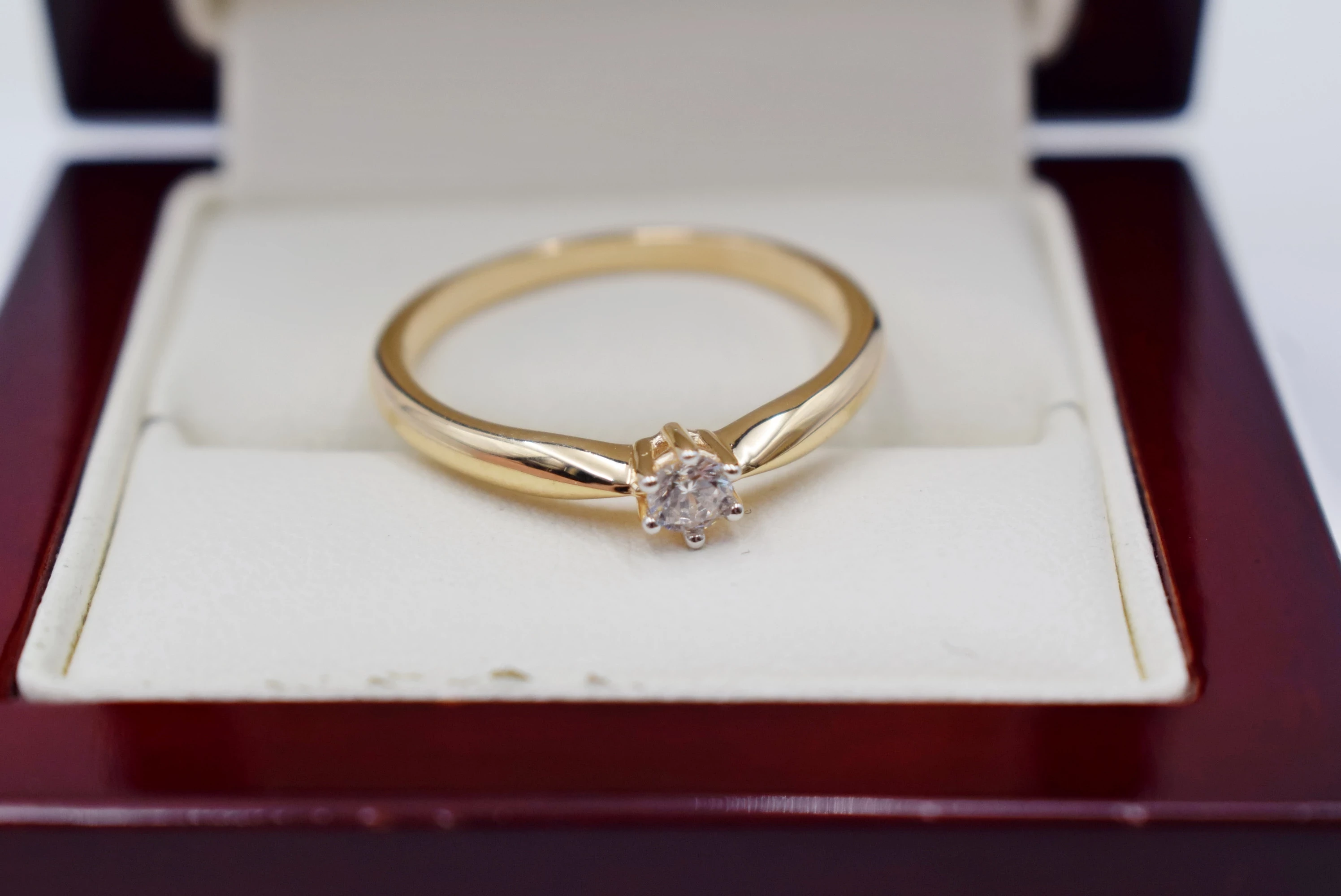 piekny-zloty-pierscionek-z-kamieniem-21r-58514k-rodzaj-2205-16