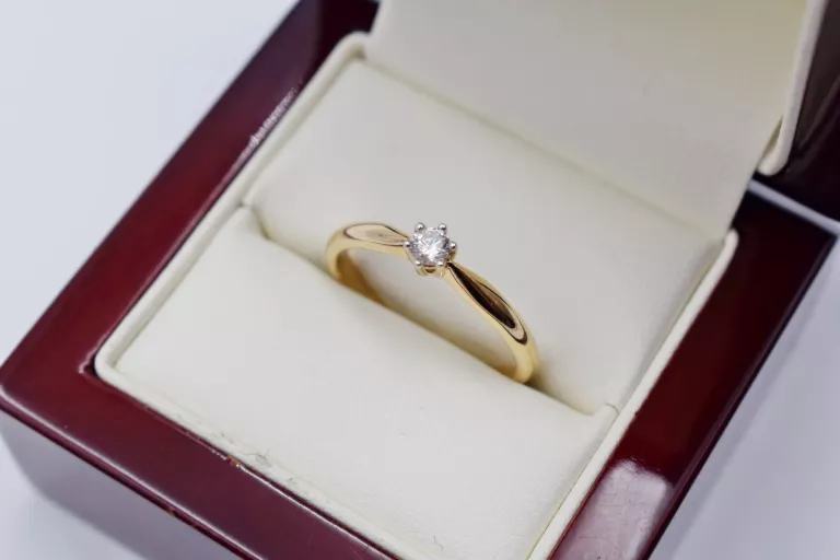 piekny-zloty-pierscionek-z-kamieniem-21r-58514k-kamien-17088-128