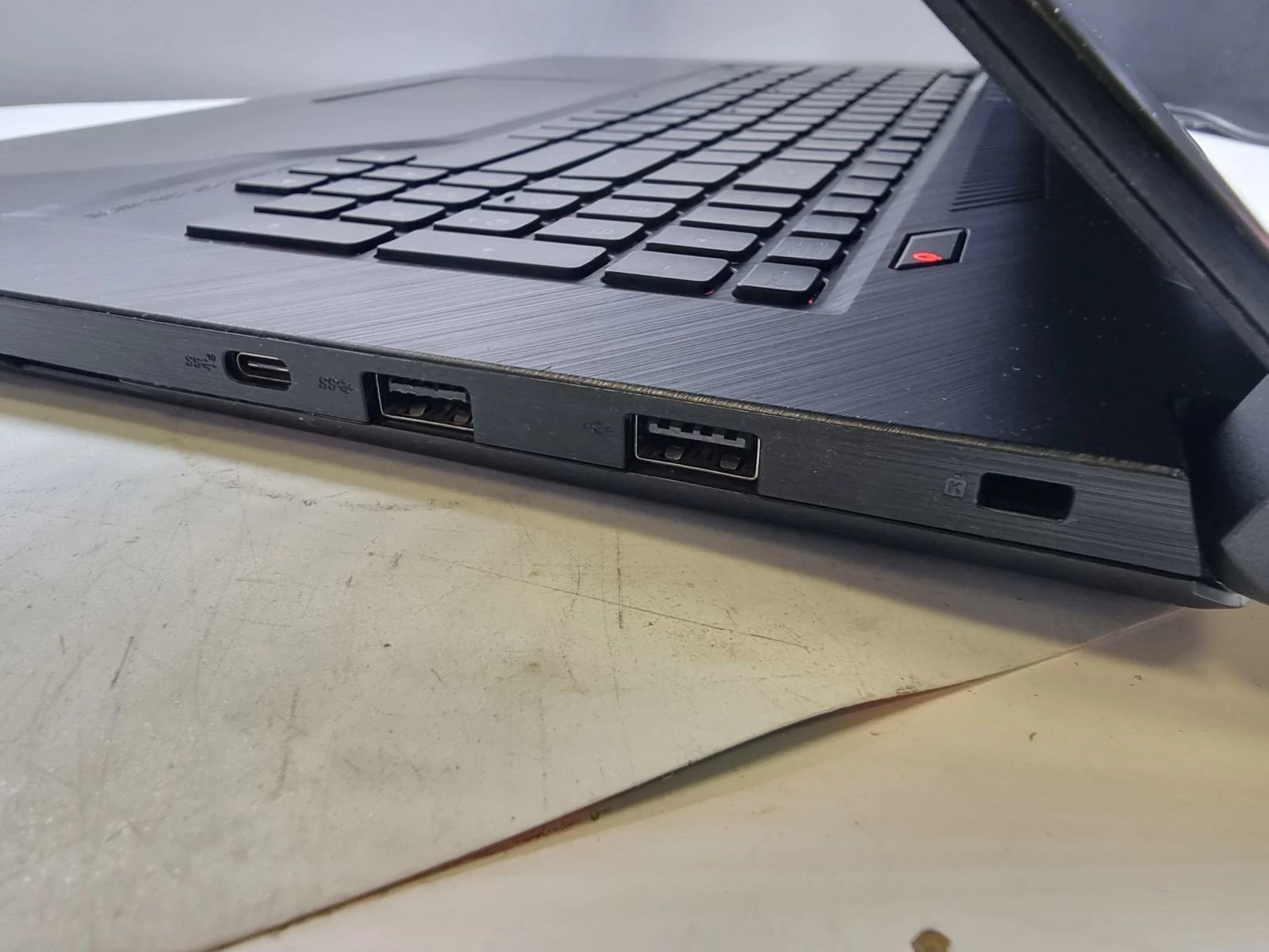 laptop-asus-rog-strix-gl703ge-173-i5-8300h-8500-gb-ssd-gtx1050-ti-rozdzielczosc-px-1920-x-1080