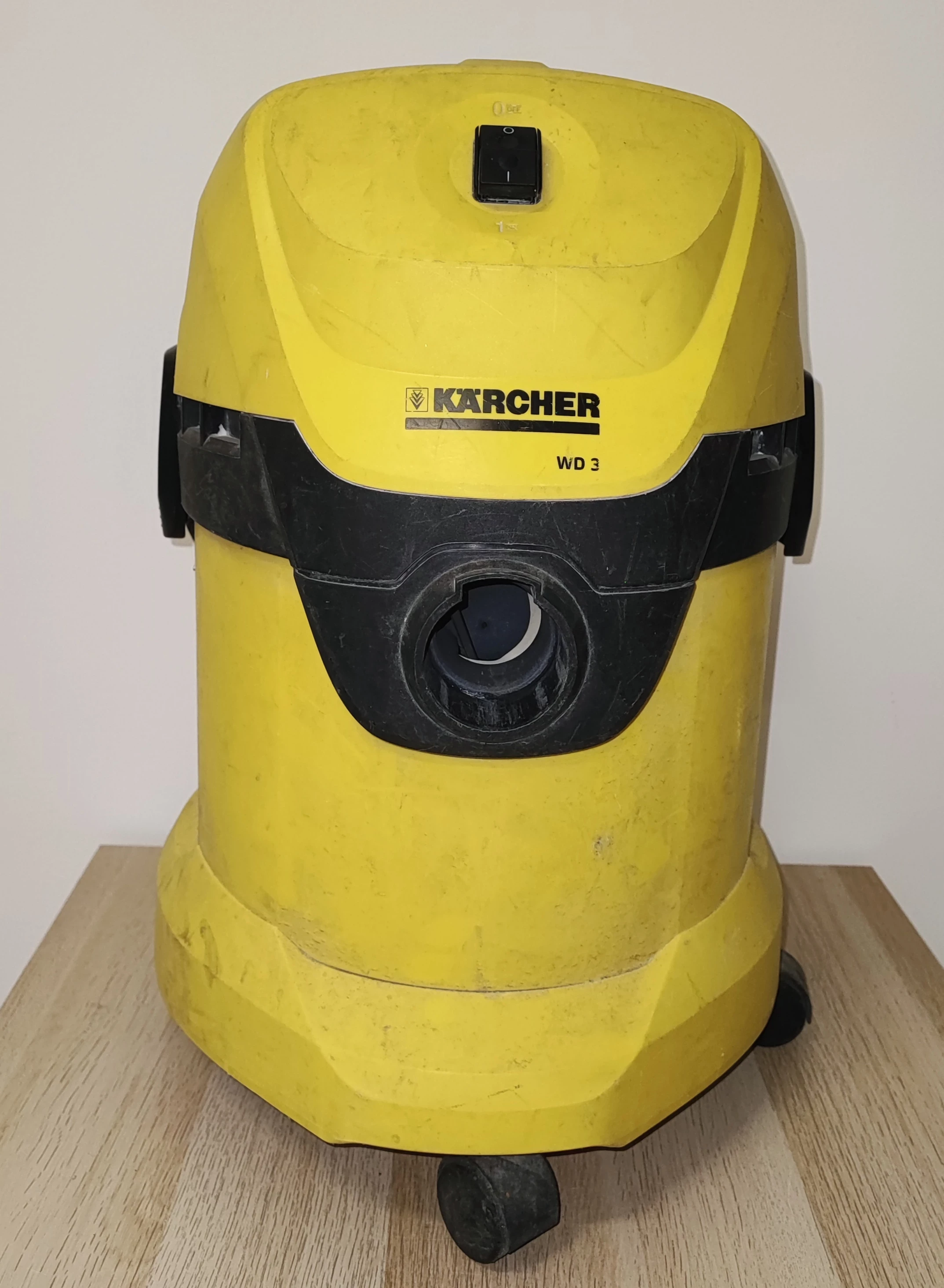 odkurzacz-karcher-wd-3-1000w-przedzalniana-42-lodz