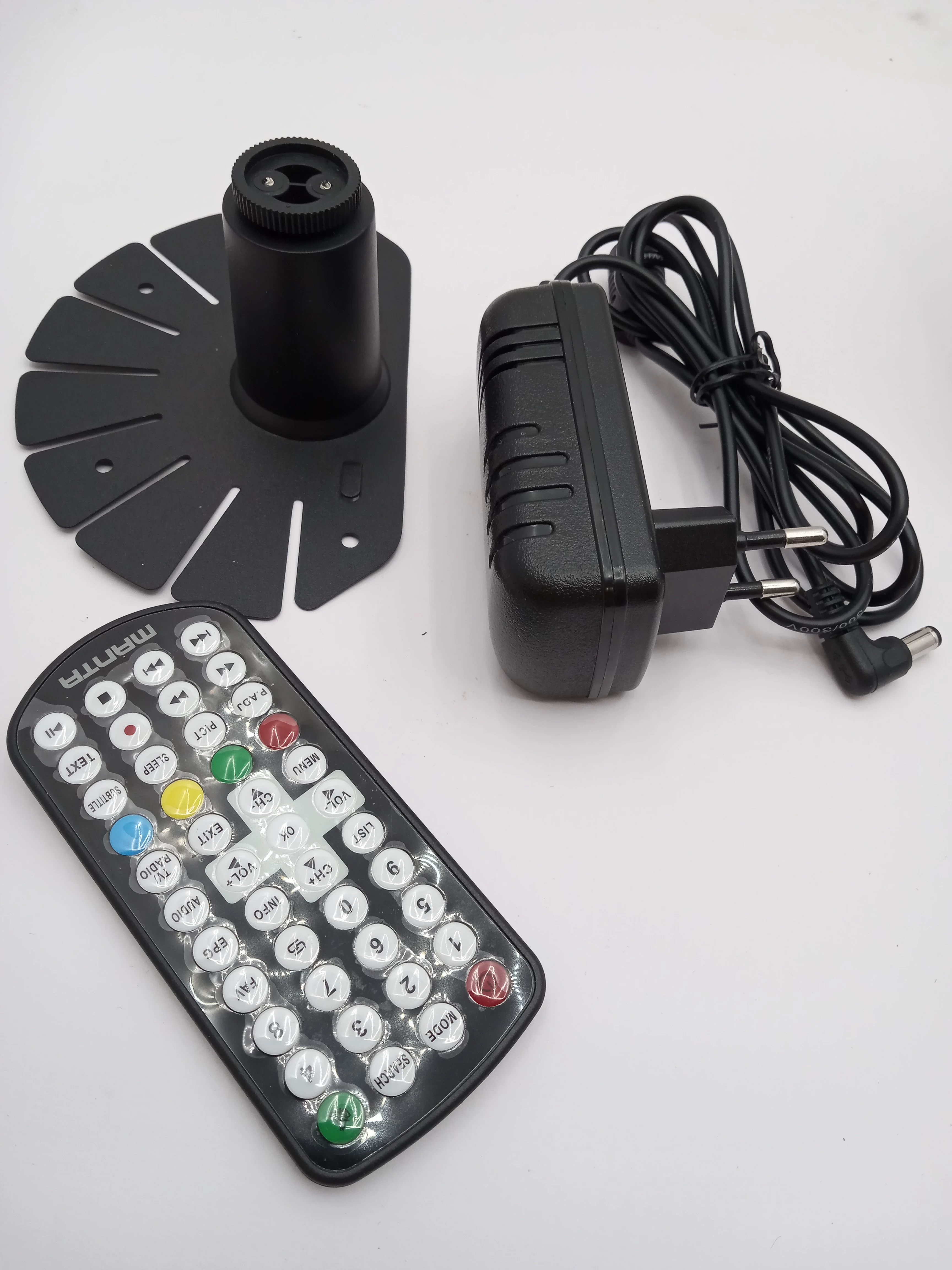 telewizor-samochodowy-manta-led902-komplet-smart-tv-nie