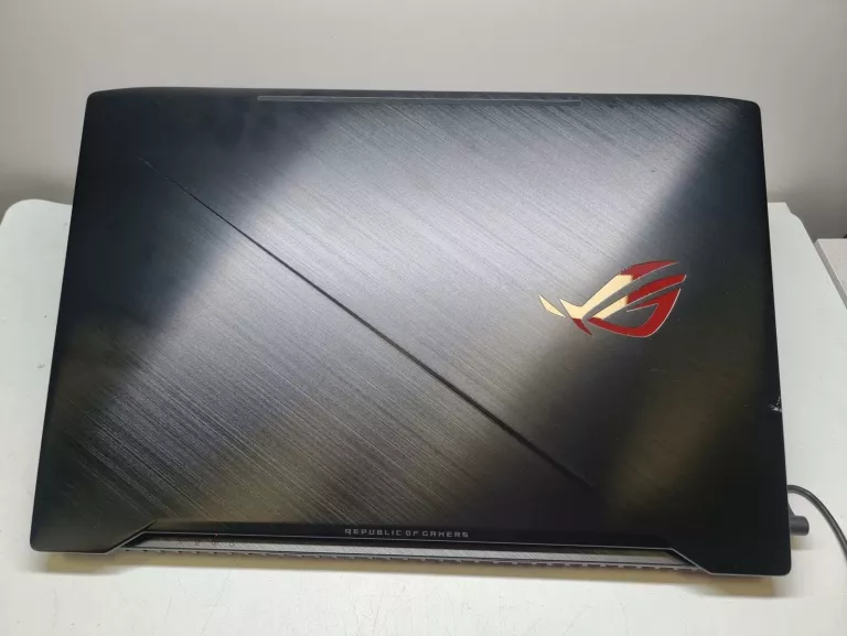 LAPTOP ASUS ROG STRIX GL703GE 17,3 I5-8300H 8/500 GB SSD GTX1050 TI