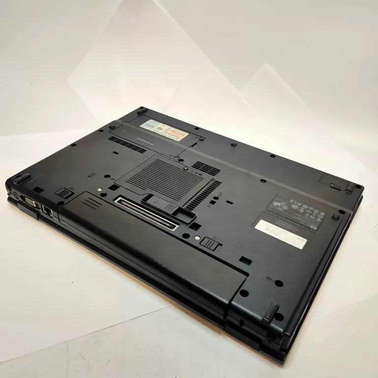 LAPTOP HP COMPAQ 6715B BRAK ZASILACZA NA CZĘŚCI