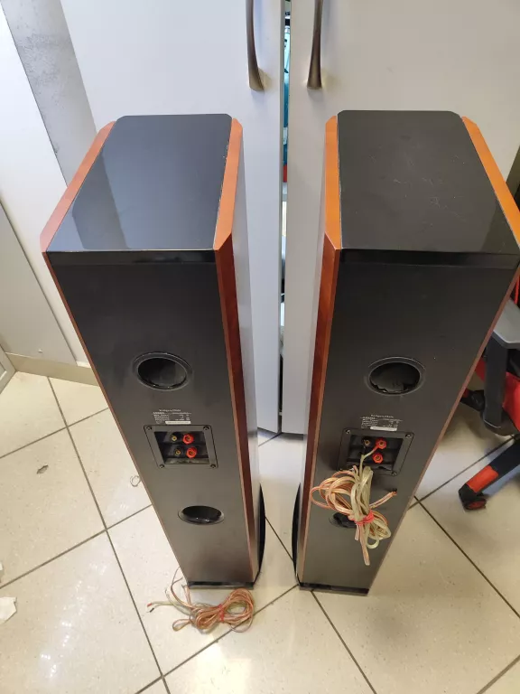 KOLUMY KRUGER MATZ KM0504+KABLE