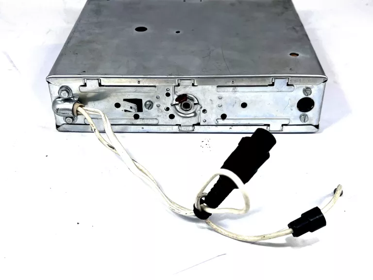 radio-samochodowe-unitra-diora-radio-brak-informacji