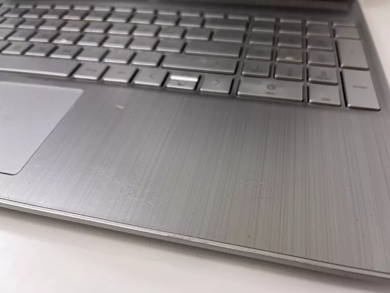 LAPTOP HP 15S-EQ1082NW 8 GB/256 GB SSD
