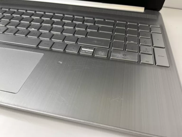 LAPTOP HP 15S-EQ1082NW 8 GB/256 GB SSD