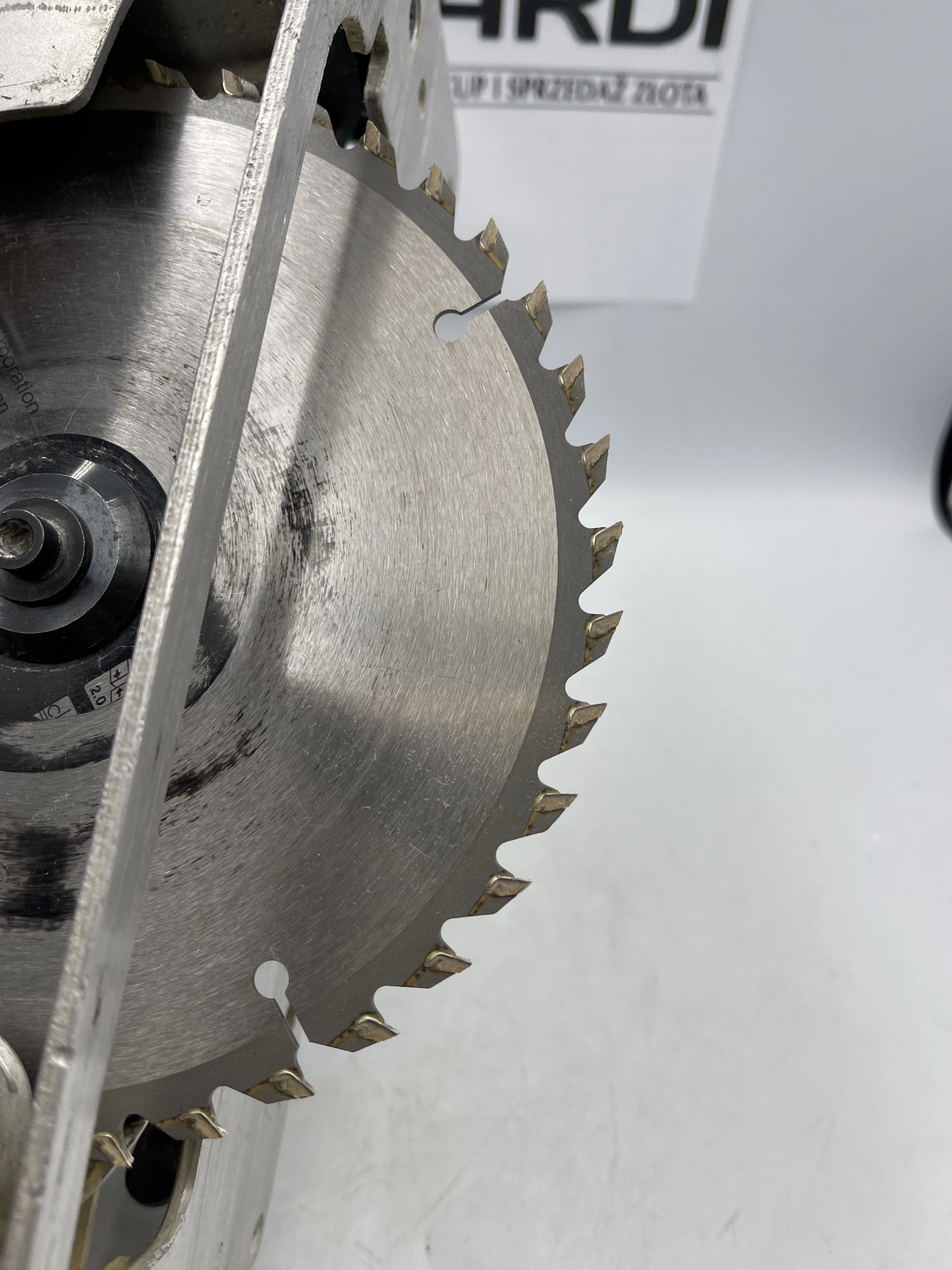 pila-tarczowa-makita-hs7611-marka-makita