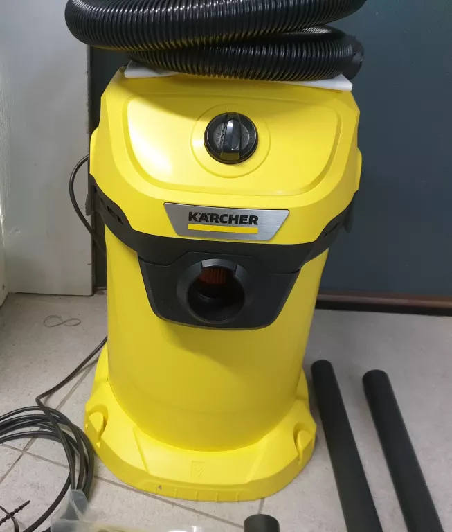 ODKURZACZ KARCHER WD3 KOMPLET STAN IDEALNY