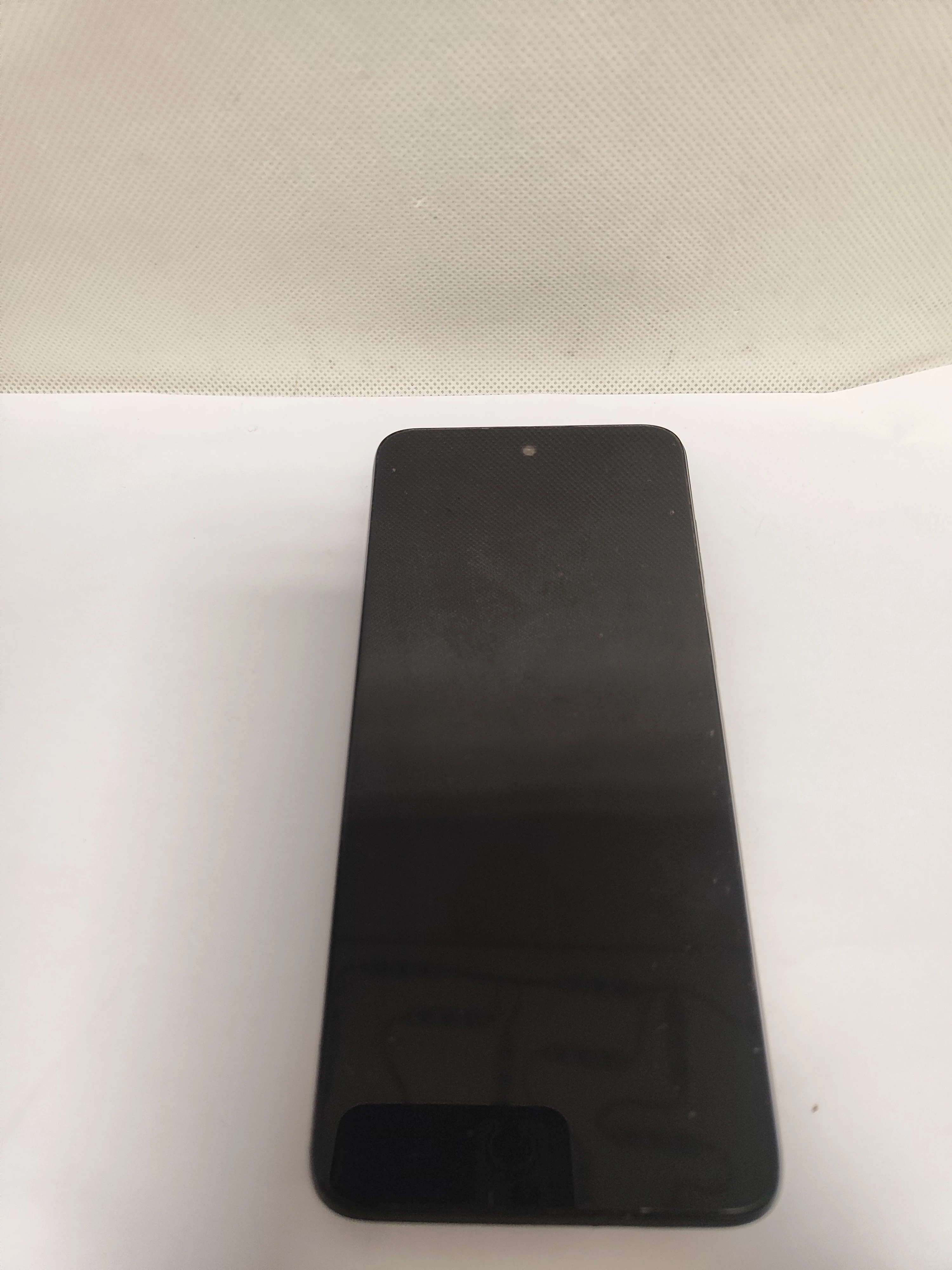 telefon-motorola-moto-g13-ean-gtin-0840023243653