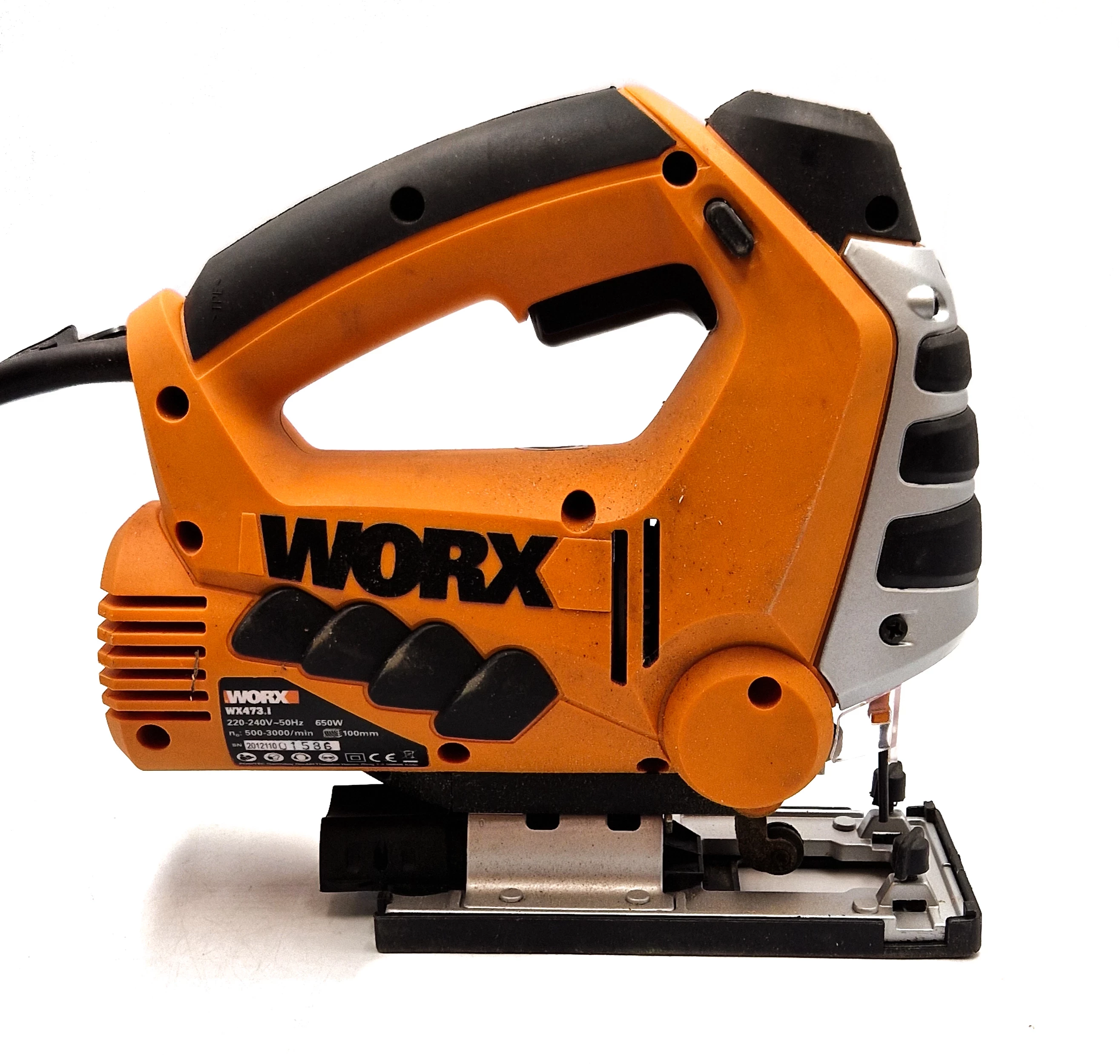 wyrzynarka-worx-wx4731-650w-mocowanie-brzeszczotu-chwyt-typu-t