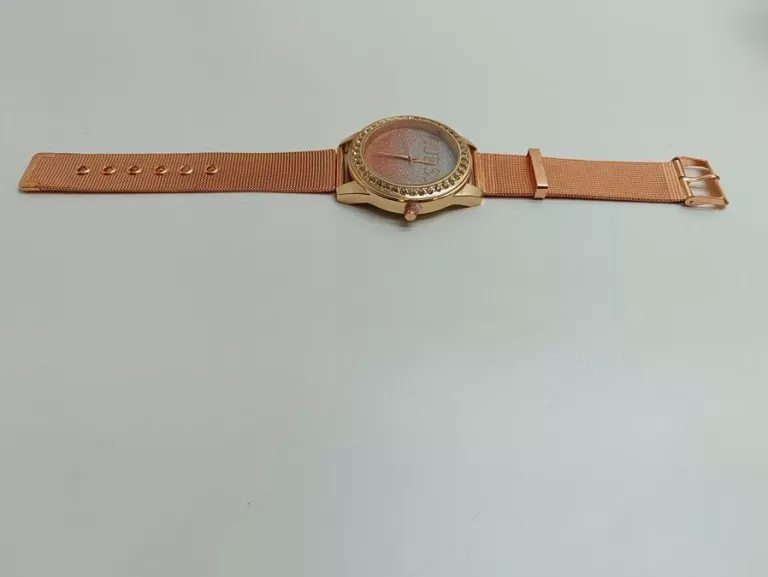 ZEGAREK GUESS