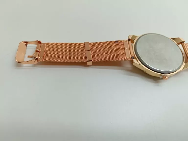 ZEGAREK GUESS
