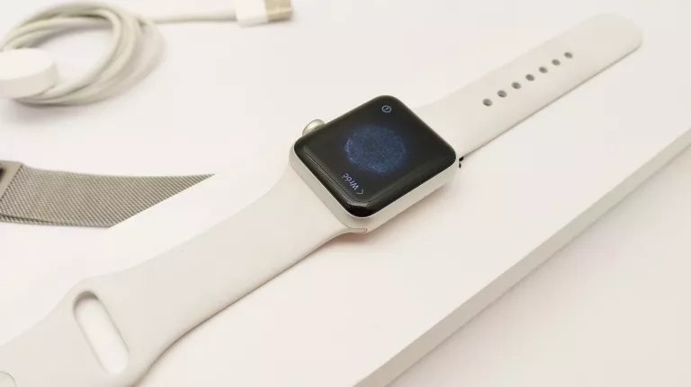 APPLE WATCH SERIES 3 38 MM KOMPLET