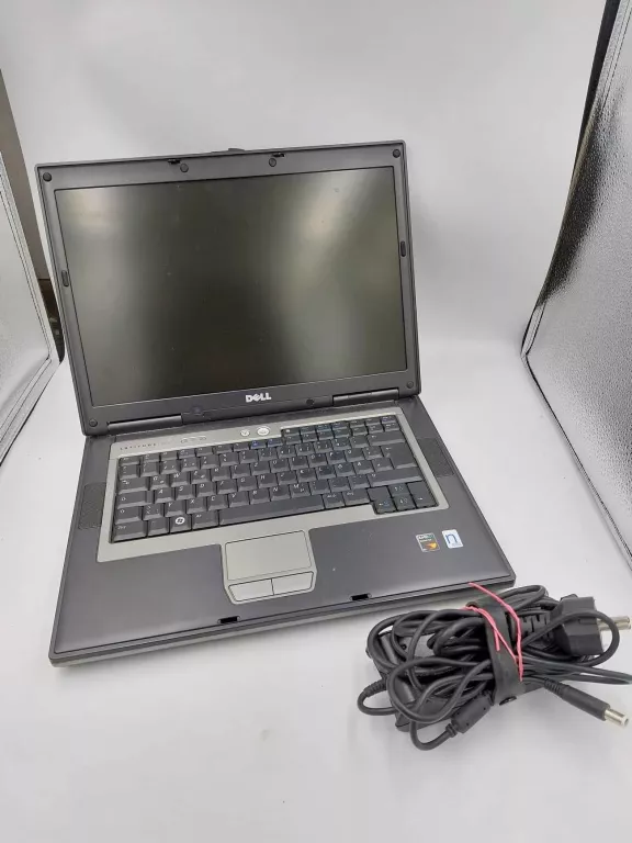 LAPTOP DELL LATITUDE D531