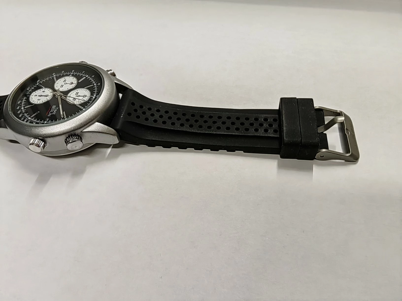 zegarek-z-kamera-time-berlin-funkcje-chronograf