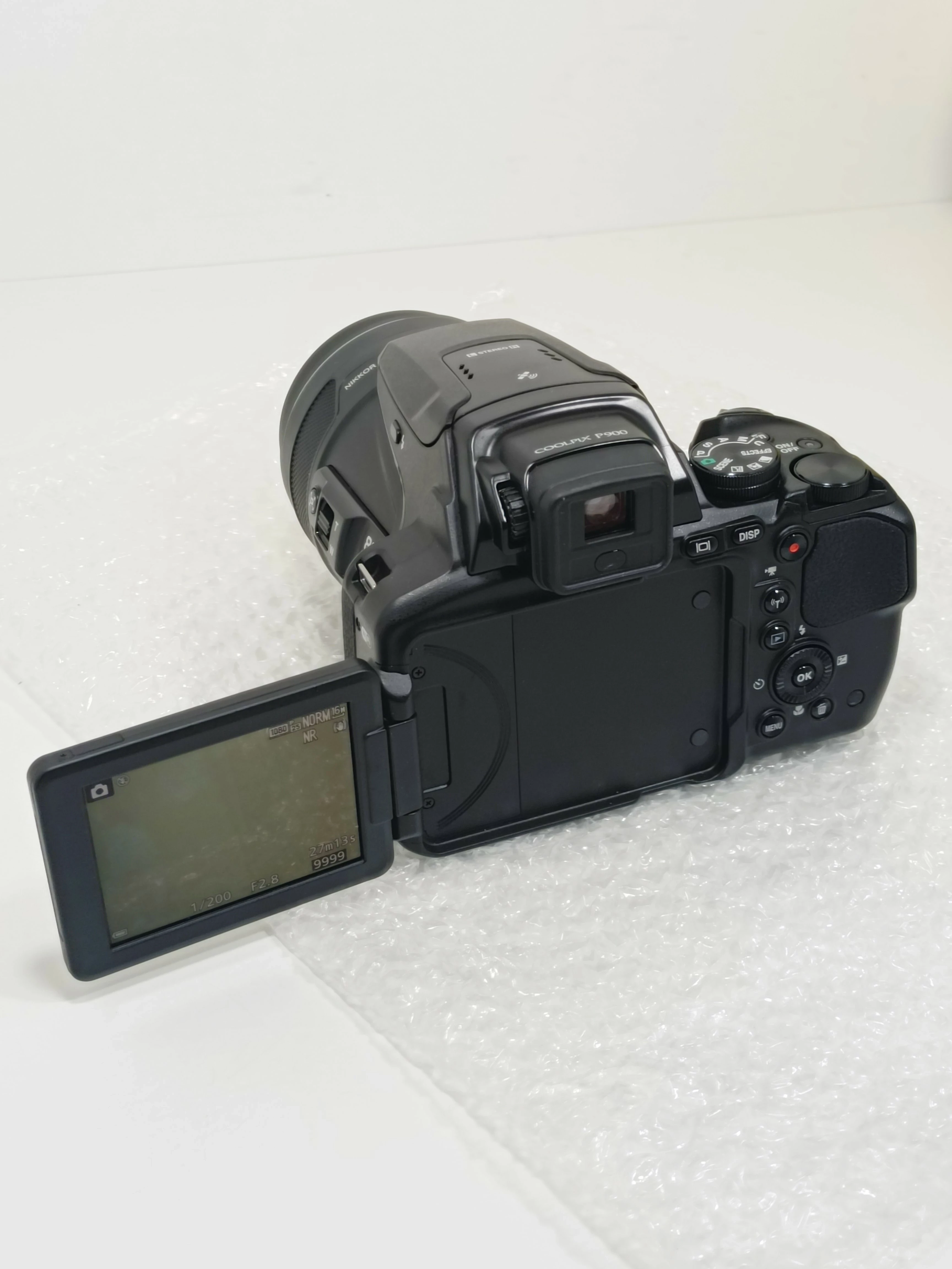 aparat-cyfrowy-nikon-coolpix-p900-komplet-stabilizacja-optyczna-obiektywu