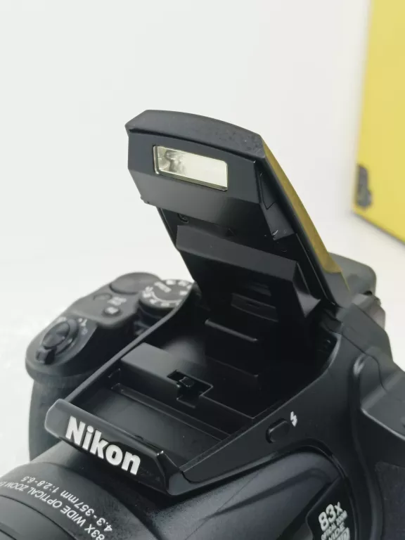 aparat-cyfrowy-nikon-coolpix-p900-komplet-ean-gtin-0018208944262