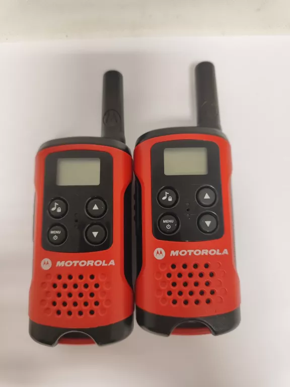 krodkofalowki-dwie-walki-talkie-motorola-tlkr40-stan-uzywany