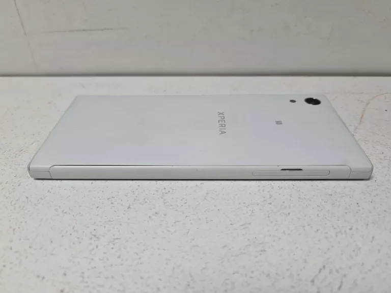 TELEFON XPERIA XA1