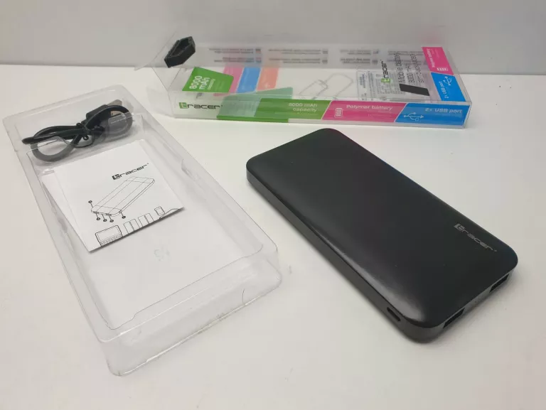 POWERBANK TRACER 8000MAH CZARNY KOMPLET