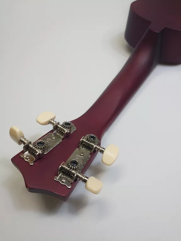 ukulele-set-sheffield-w-okazja-kolor-odcienie-brazu-i-bezu